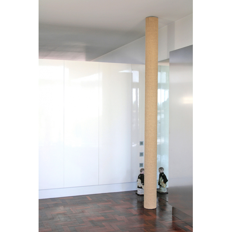 floor to ceiling scratching posts for cats