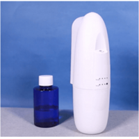Diffuseur de parfum aromatisé avec flacon de parfum interchangeable.