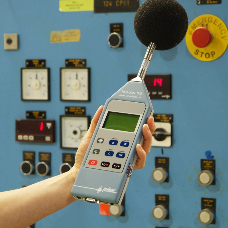 KIMISS Appareil de mesure du bruit Sonomètre numérique DT-815 avec écran de rétroéclairage LCD