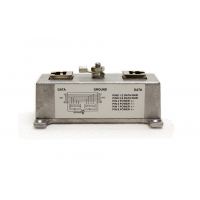 melihat dari depan arrestor petir