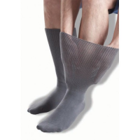 GentleGrip'ten ekstra geniş, gri ödem çorapları.